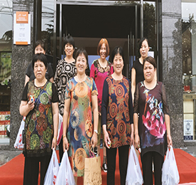 浓浓粽乡情 放粽大比拼    新零售薛家店及花园街阳湖红团队端午节包粽子比赛成功举办