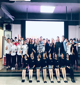 “落实4001老百汇网站,4001老百汇平台,4001老百汇官方网站生态融合战略，增强员工服务能力”-热烈：4001老百汇网站,4001老百汇平台,4001老百汇官方网站新零售商务礼仪特训营圆满成功