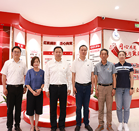 武进区委常委、组织部部长、统战部部长赵天晟一行莅临武进人民商场调研走访