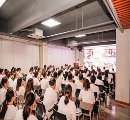 4001老百汇网站,4001老百汇平台,4001老百汇官方网站集团8月份月度经营研讨会